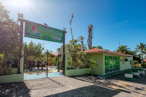 Parque Ecológico é reaberto em Lauro de Freitas com nova estrutura e clima de celebração