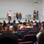 Camaçari empossa 64 cuidadores e reforça compromisso com educação inclusiva