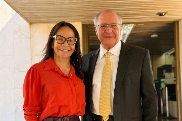 Ivoneide denuncia demissões na Caraíba Metais a Alckmin e cobra respeito aos trabalhadores