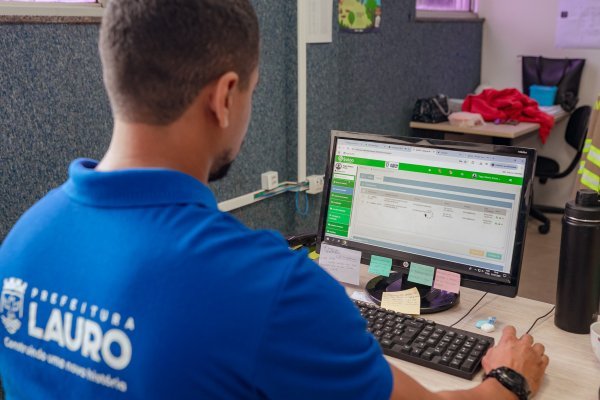 Prefeitura de Lauro de Freitas abre canal 24h para denunciar descarte irregular de lixo