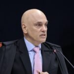 Moraes pede condenação de Bolsonaro e afirma que ex-presidente comandou 
