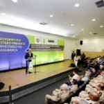 Jerônimo sanciona leis para criação de novos comandos e promove oficiais da Polícia Militar