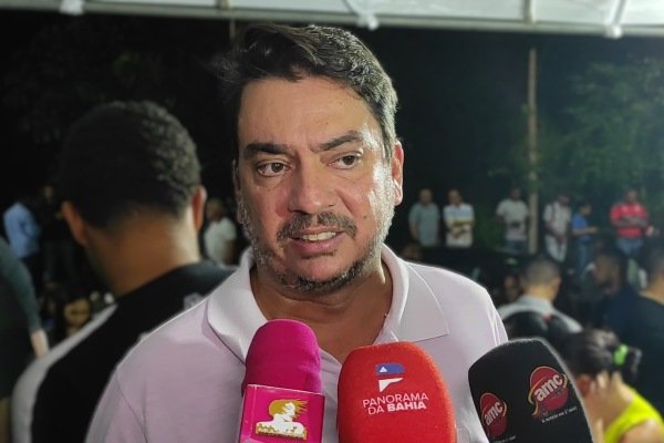 Pedro Tavares celebra Programa Banho de Luz na região do Bambuzal: “População merece”
