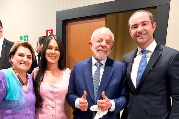 Prefeito de Brumado apresenta a Lula demandas da cidade e pede apoio para construção de hospital regional