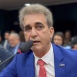 Robinson acusa ACM Neto de apoiar “PEC da Impunidade” e anistia a golpistas