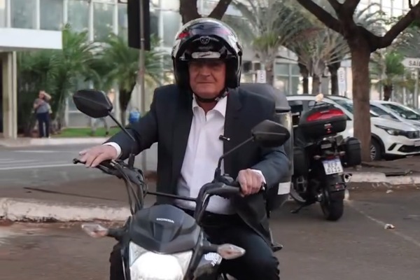 Alckmin na moto
