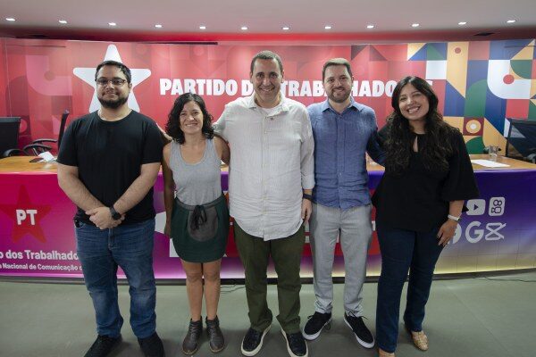 Com Google e YouTube, PT treina militância para fortalecer presença digital e enfrentar desinformação