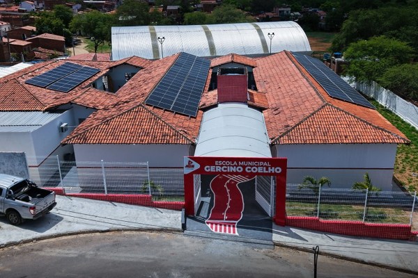 Jequié investe mais de R$ 1 milhão na modernização da Escola Gercino Coelho
