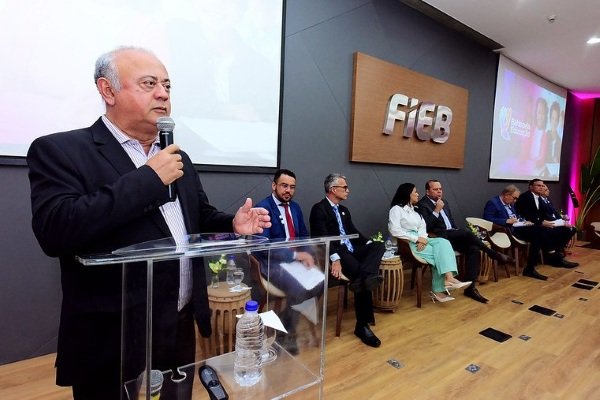 Bahia lança movimento para alfabetizar 80% das crianças até 2030