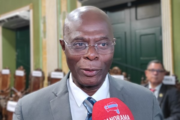 Hamilton Assis celebra criação da Frente em Defesa da Tarifa Zero em Salvador