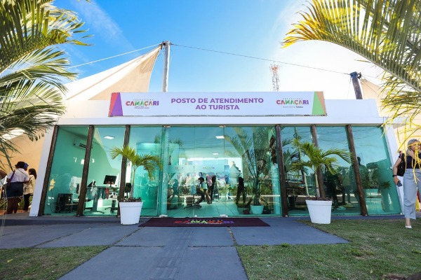 Camaçari inicia nesta quarta (29) cadastramento de ambulantes para atuarem na praia de Arembepe