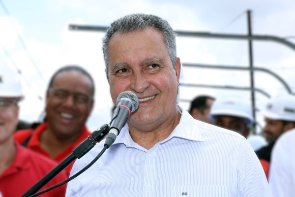 Rui Costa anuncia R$ 5 bilhões para VLT e expansão do metrô até o Campo Grande