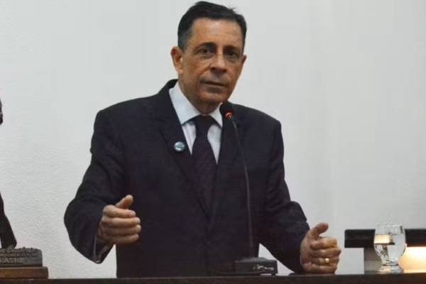 Após vazamento de dados de pessoas com HIV, secretário de Feira de Santana pede demissão