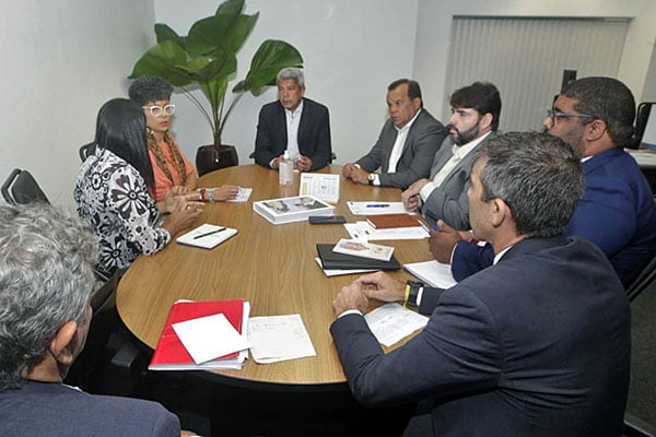 Secretários e Jerônimo