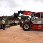 Chegada de trilhos acelera obras do VLT entre Paripe e Águas Claras