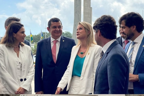 Deputada francesa com raízes baianas visita ALBA e destaca fortalecimento das relações bilaterais