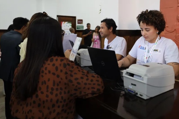Governo da Bahia amplia feriado e cria 'superfolga' para servidores estaduais