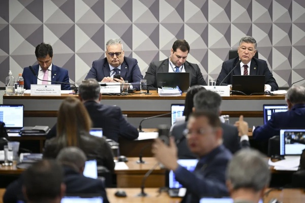 CPMI do INSS já pediu prisão preventiva de 27 investigados