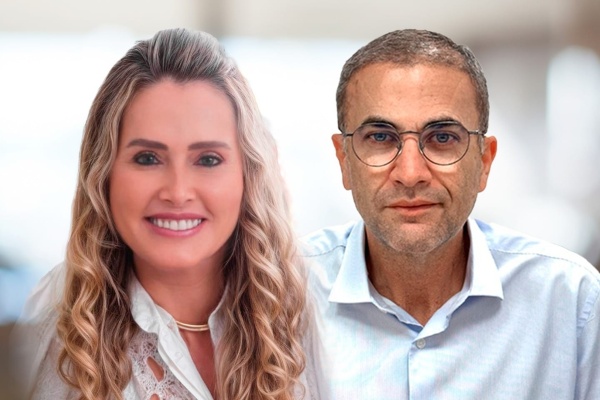 Hassan homenageia prefeita de Jaguaquara com Comenda 2 de Julho