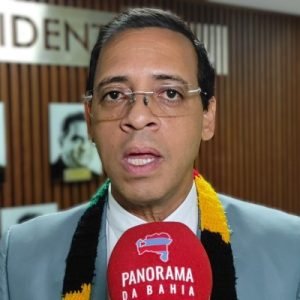 Hilton Coelho cobra reflexão dos deputados após afastamento de Adolfo Menezes