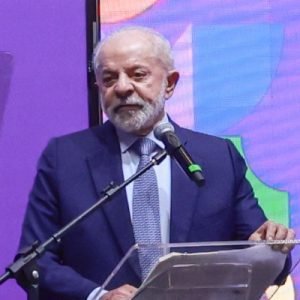 Lula maternidade licença