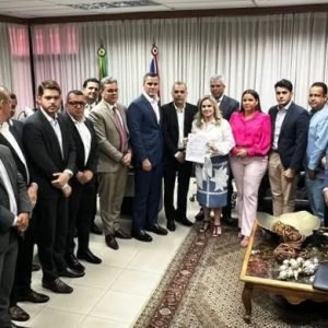 Vereadores de Salvador acionam ALBA contra Hilton Coelho por incitação à invasão