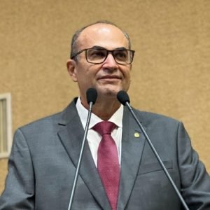 Hassan propõe corredores exclusivos e cobrança automática para motos em pedágios da Bahia